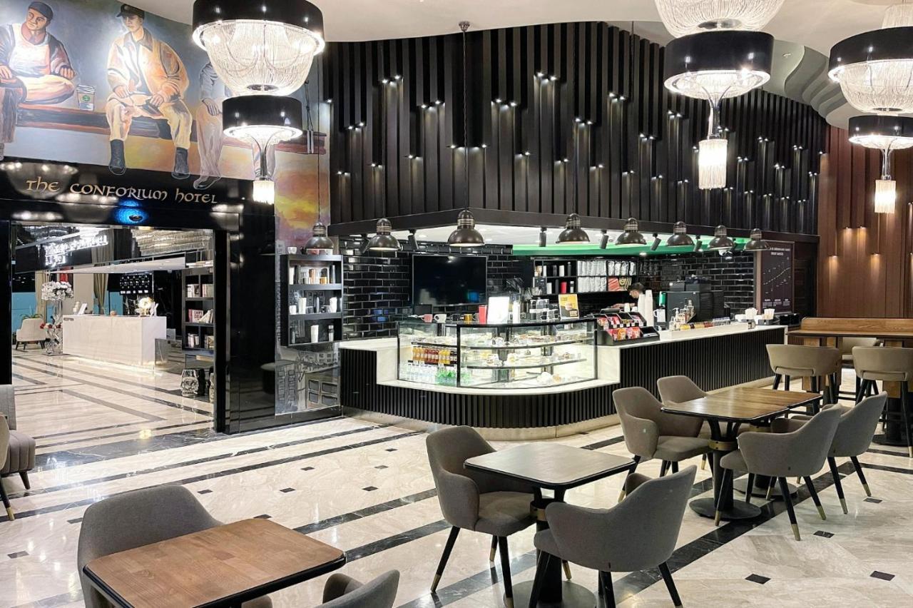 The Conforium Hotel 반 외부 사진