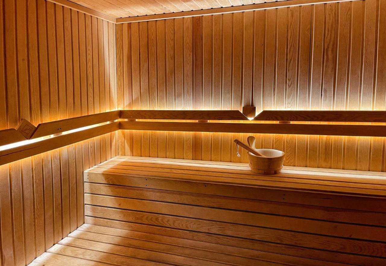The Conforium Hotel 반 외부 사진